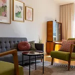 Wola Ratusz Serene Apartment