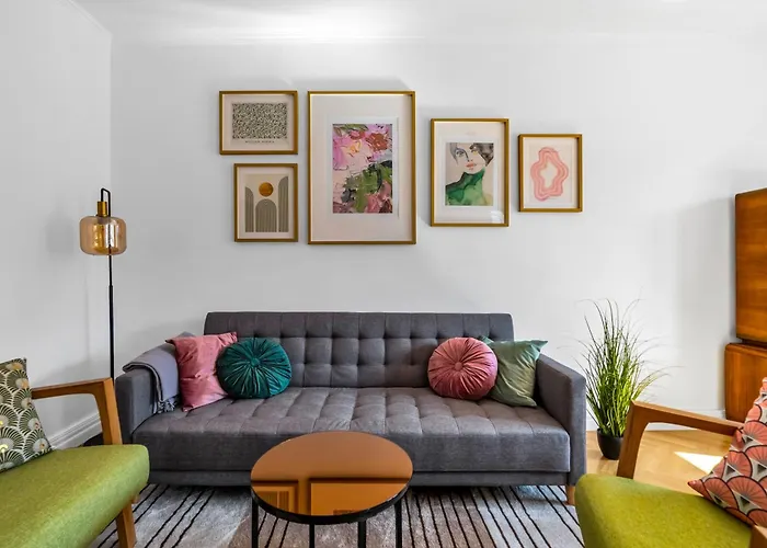 Wola Ratusz Serene Apartment