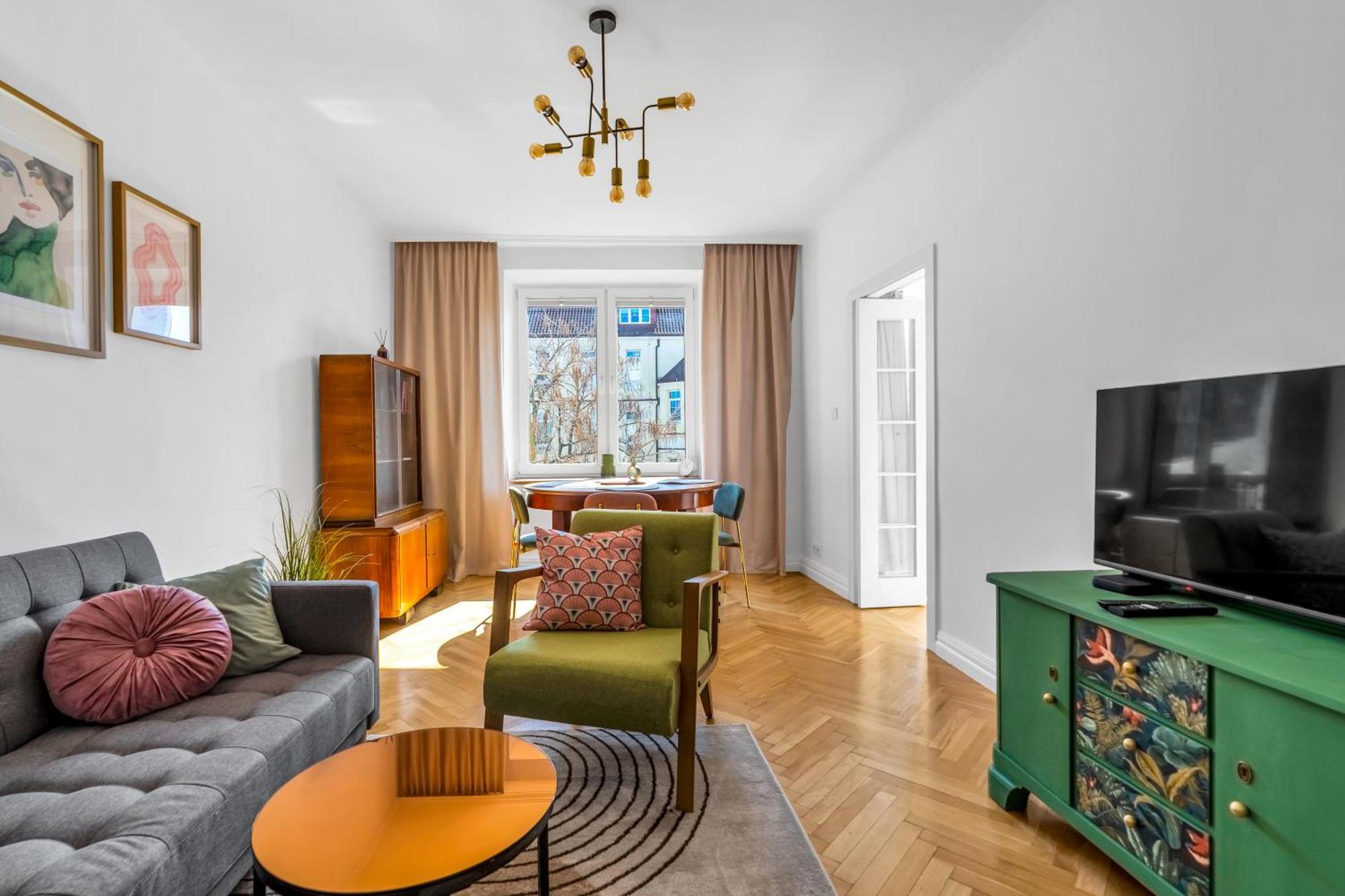 Wola Ratusz Serene Apartament *